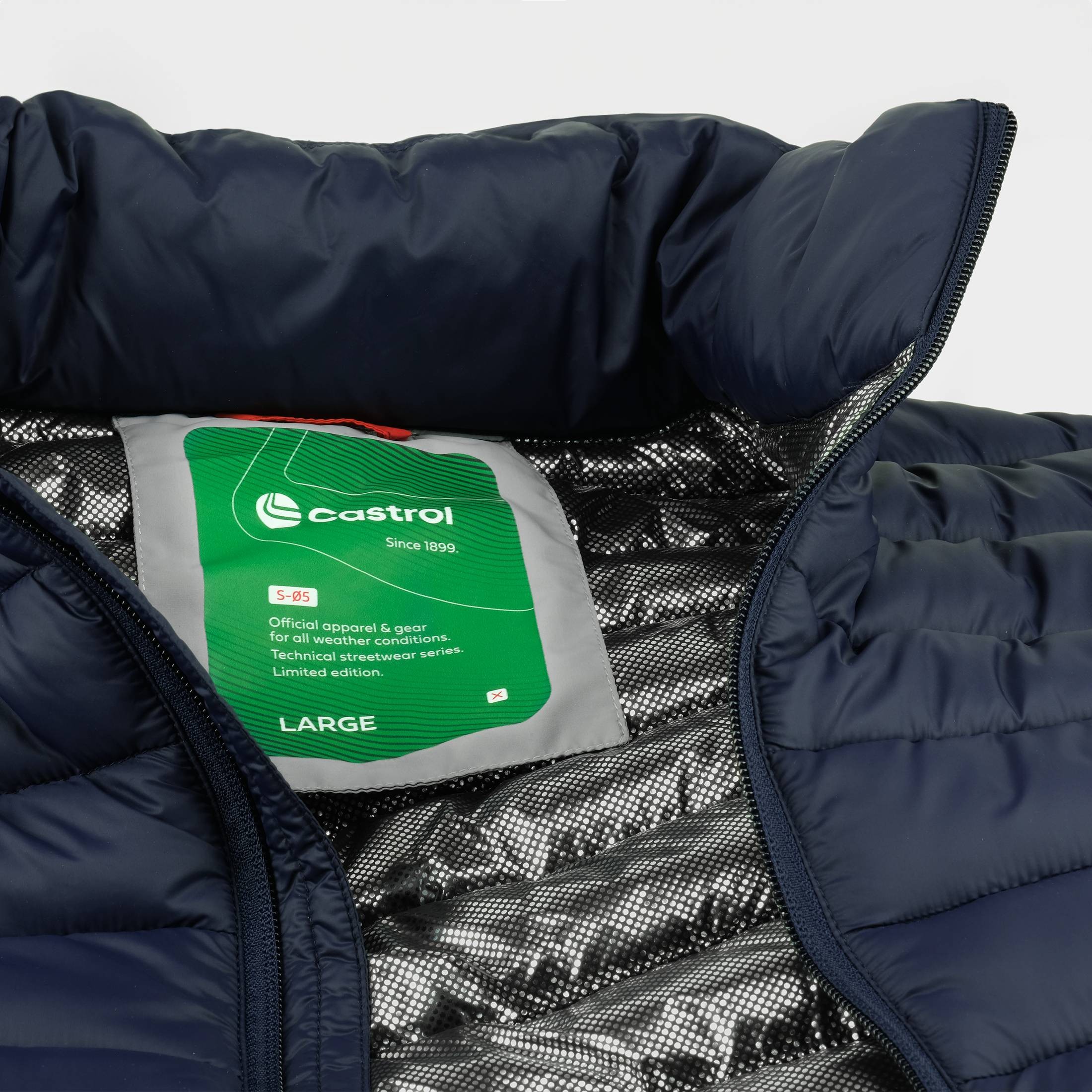 Navigator Puffer Vest :: Classic Navy